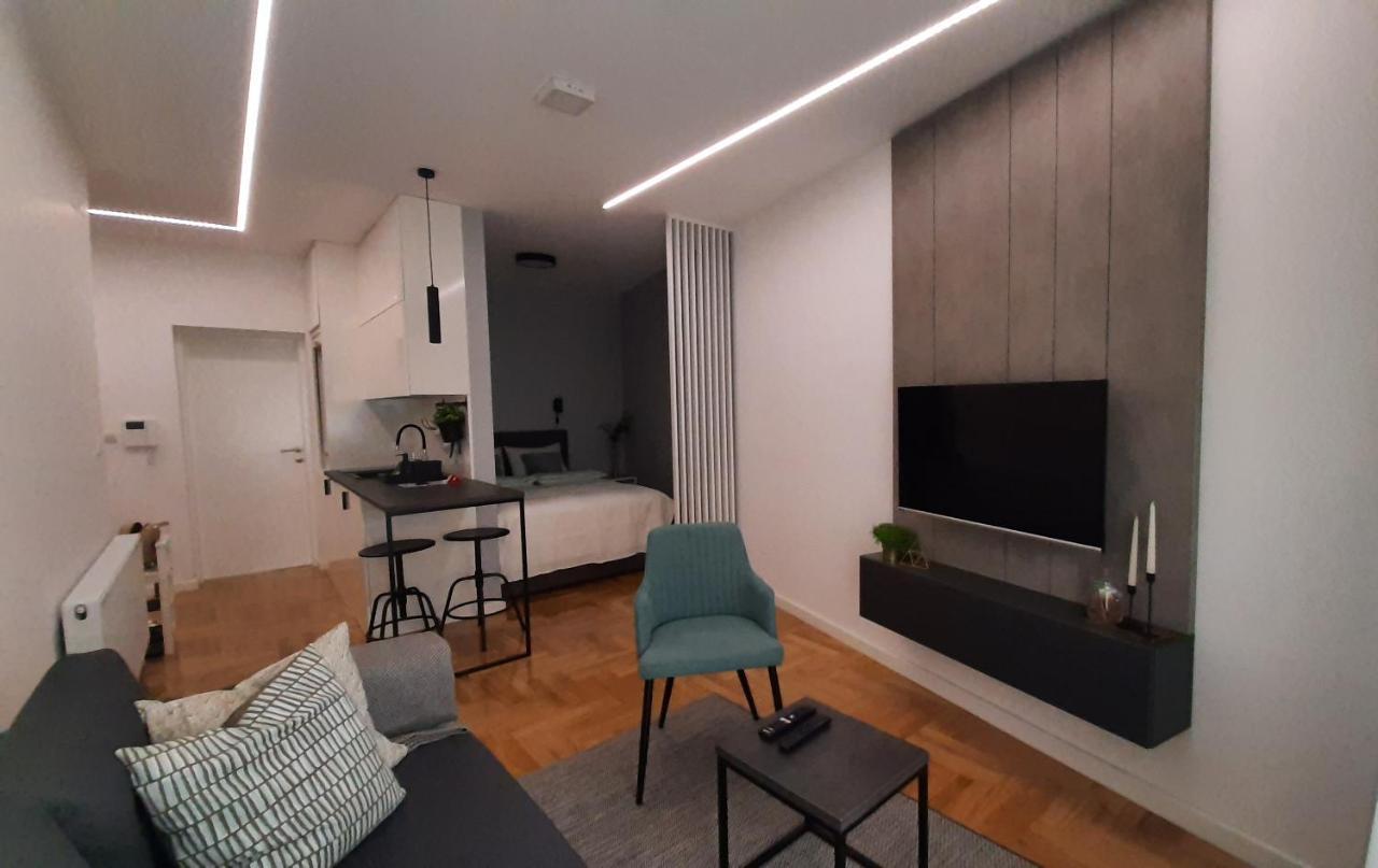 Nina Studio Apartment Bijeljina Luaran gambar